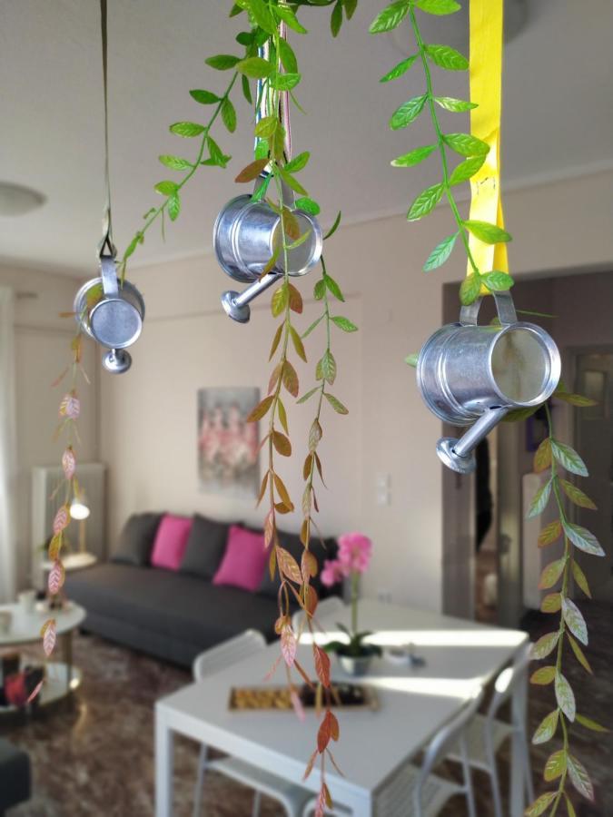 Home Up 特里卡拉 外观 照片