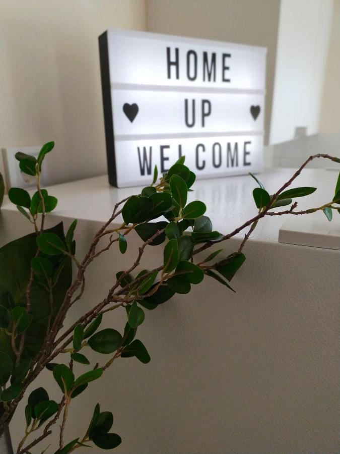 Home Up 特里卡拉 外观 照片